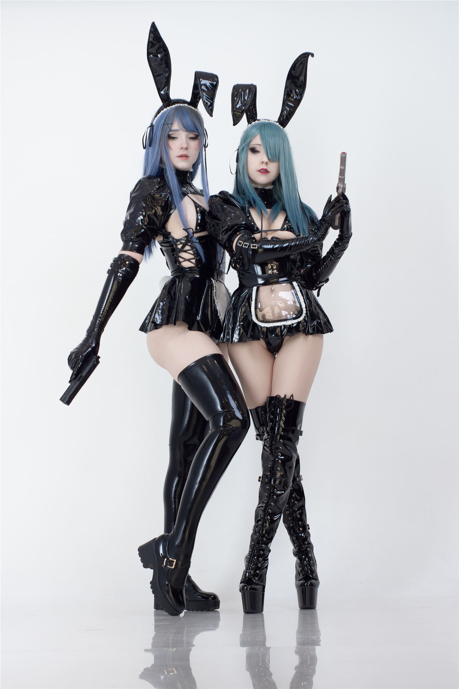 CandyBall 14. Latex Bunny Twins(22)